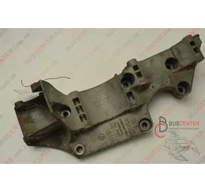 Кронштейн крепления генератора (лапа) Volkswagen Transporter 045 903 143 F Кронштейн крепления генератора (лапа) Volkswagen Transporter 045 903 143 F