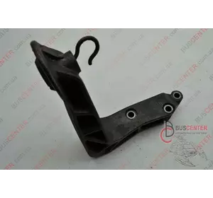 Кронштейн крепления подушки двигателя правый Volkswagen Transporter 028199207E Кронштейн крепления подушки двигателя правый Volkswagen Transporter 028199207E