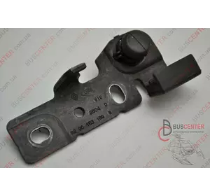 Направляющая капота правая (фиксатор) Renault Kangoo 8200153190 Направляющая капота правая (фиксатор) Renault Kangoo 8200153190