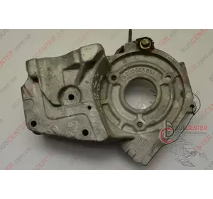 Кронштейн крепления ТНВД Renault Kangoo 8200065851 Кронштейн крепления ТНВД Renault Kangoo 8200065851