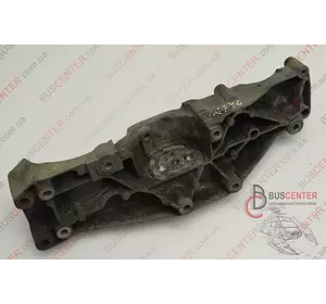 Кронштейн крепления генератора Ford Transit 6C10-10K019-AB Кронштейн крепления генератора Ford Transit 6C10-10K019-AB