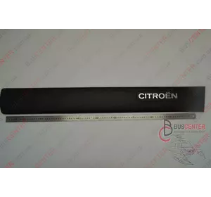 Молдинг боковой двери передней правой Citroen Berlingo 9619030477 Молдинг боковой двери передней правой Citroen Berlingo 9619030477