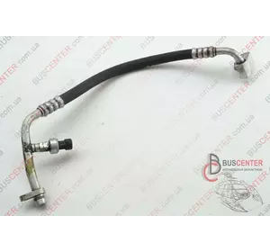 Трубка кондиционера (от компрессора к испарителю) Renault Trafic 8200797717 Трубка кондиционера (от компрессора к испарителю) Renault Trafic 8200797717