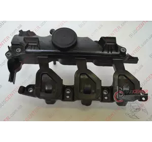 Крышка клапанная с 2010 (сапун) Renault Trafic 8200924262 Крышка клапанная с 2010 (сапун) Renault Trafic 8200924262