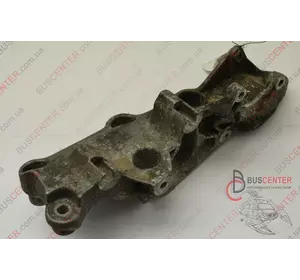 Кронштейн крепления ГУР Renault Trafic 8200462166 Кронштейн крепления ГУР Renault Trafic 8200462166
