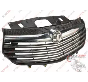 Решетка радиатора (Vauxhall) Opel Vivaro 623105615R Решетка радиатора (Vauxhall) Opel Vivaro 623105615R