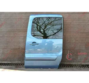 Дверь боковая сдвижная левая под стекло Citroen Berlingo Дверь боковая сдвижная левая под стекло Citroen Berlingo