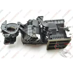 Корпус печки Volkswagen Transporter 7H1819005 Корпус печки Volkswagen Transporter 7H1819005