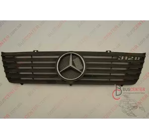 Решетка радиатора Mercedes Sprinter 9018880123 Решетка радиатора Mercedes Sprinter 9018880123