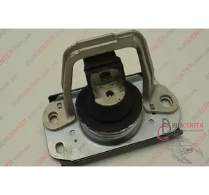 Подушка двигателя правая (моторная) Renault Trafic 8200003825 SEW 48201 Подушка двигателя правая (моторная) Renault Trafic 8200003825 SEW 48201