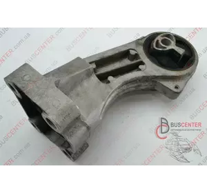 Подушка двигателя левая/ задний привод Renault Master 112214498R Подушка двигателя левая/ задний привод Renault Master 112214498R