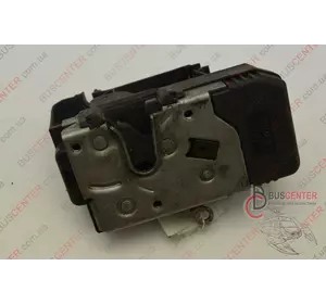 Замок двери передней правой механический Renault Trafic 7700311808 91166241 Замок двери передней правой механический Renault Trafic 7700311808 91166241