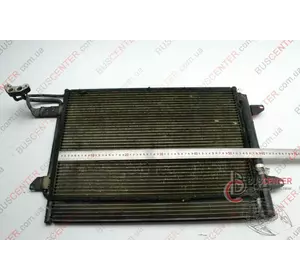 Радиатор кондиционера Volkswagen Touran 1T0820411E Радиатор кондиционера Volkswagen Touran 1T0820411E