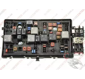 Блок предохранителей Opel Insignia 13255300 13222782 Блок предохранителей Opel Insignia 13255300 13222782