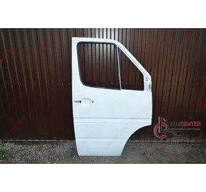 Дверь передняя правая Mercedes Sprinter Дверь передняя правая Mercedes Sprinter