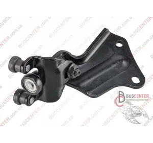 Ролик боковой правой сдвижной двери верхний с рычагом Ford Transit 1 639 909 BSG 30-975-009 Ролик боковой правой сдвижной двери верхний с рычагом Ford Transit 1 639 909 BSG 30-975-009