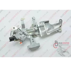 Замок двери боковой сдвижной правой (механизм) Renault Master 8200360706 ORK 8200360708 Замок двери боковой сдвижной правой (механизм) Renault Master 8200360706 ORK 8200360708