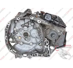 КПП механическая/ стартер сзади/ механический выжым Renault Kangoo JB3980 7701723228