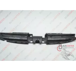 Решетка радиатора Peugeot Partner 9644758777 Решетка радиатора Peugeot Partner 9644758777