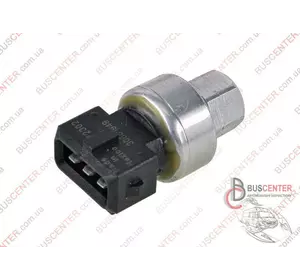 Датчик давления фреона кондиционера Land Rover Freelander LR012018 30661949 Датчик давления фреона кондиционера Land Rover Freelander LR012018 30661949