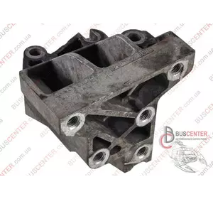 Кронштейн двигателя правый Land Rover Freelander 9682877580 Кронштейн двигателя правый Land Rover Freelander 9682877580