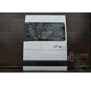 Дверь боковая сдвижная правая высокая под стекло Renault Master Дверь боковая сдвижная правая высокая под стекло Renault Master